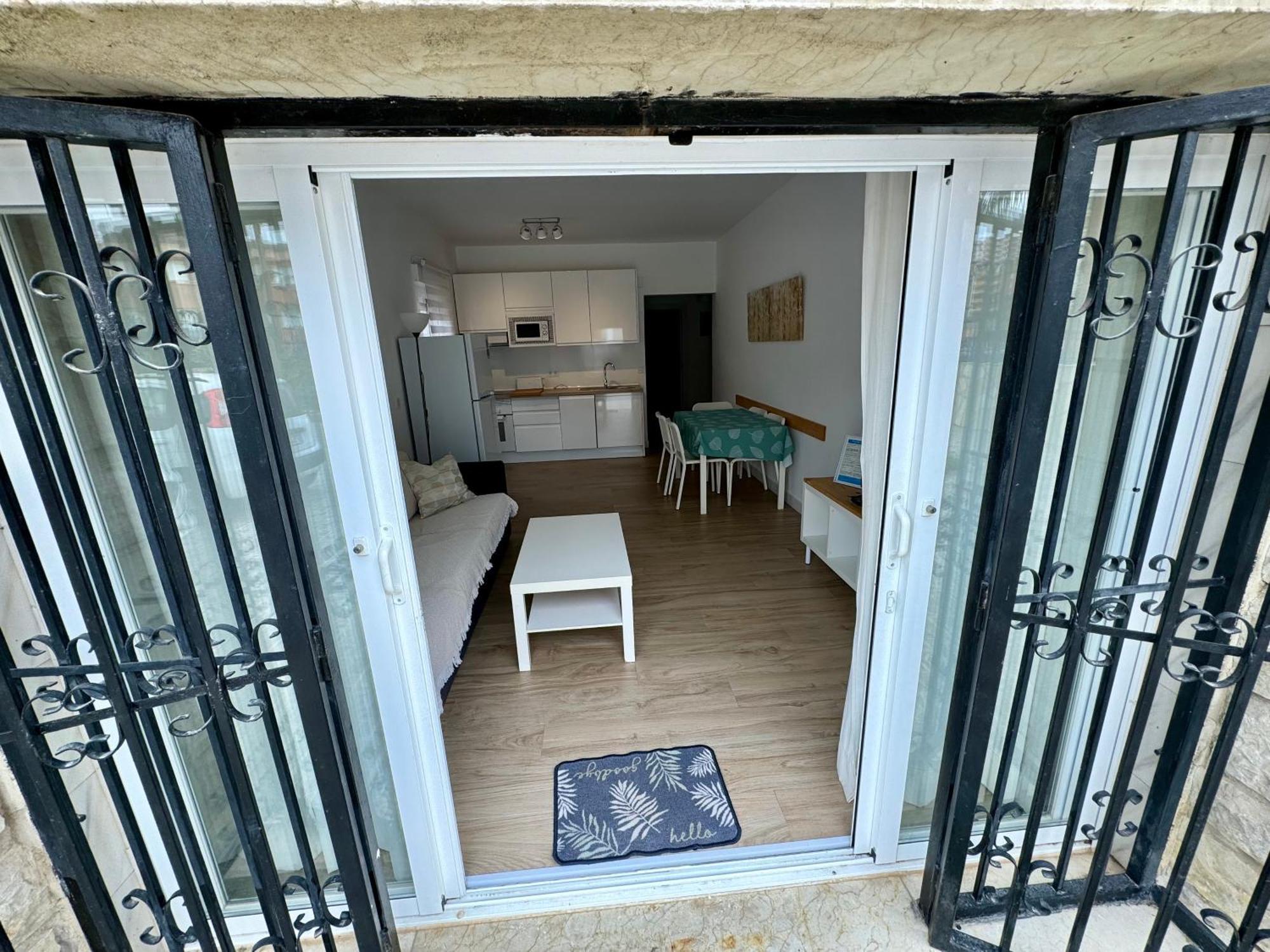 Villa Ana Apartments Benidorm Ngoại thất bức ảnh
